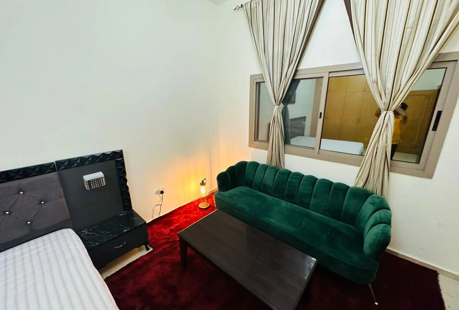 Ready To Rent Partitions Bed Spaces & Rooms Dubai United Arab Emirates